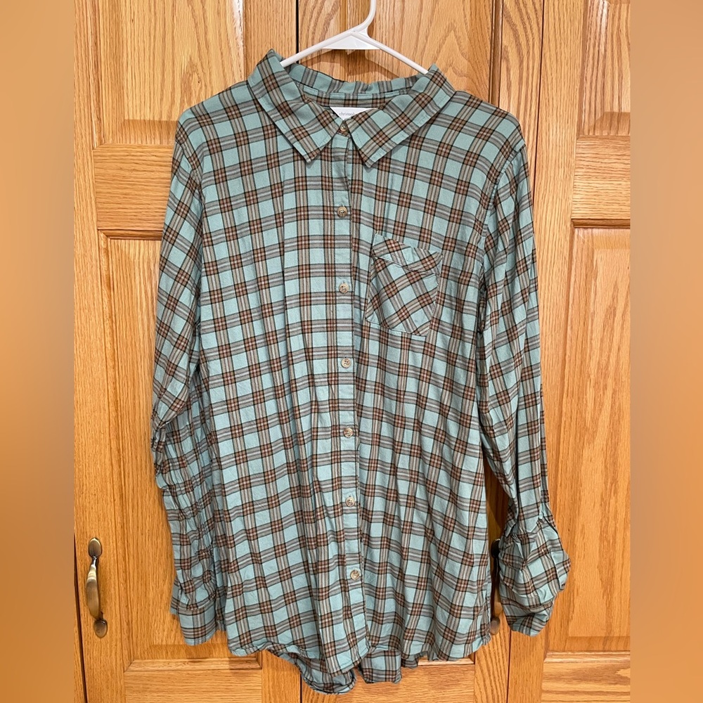 Christopher Banks Women’s Plaid Button Down Shirt